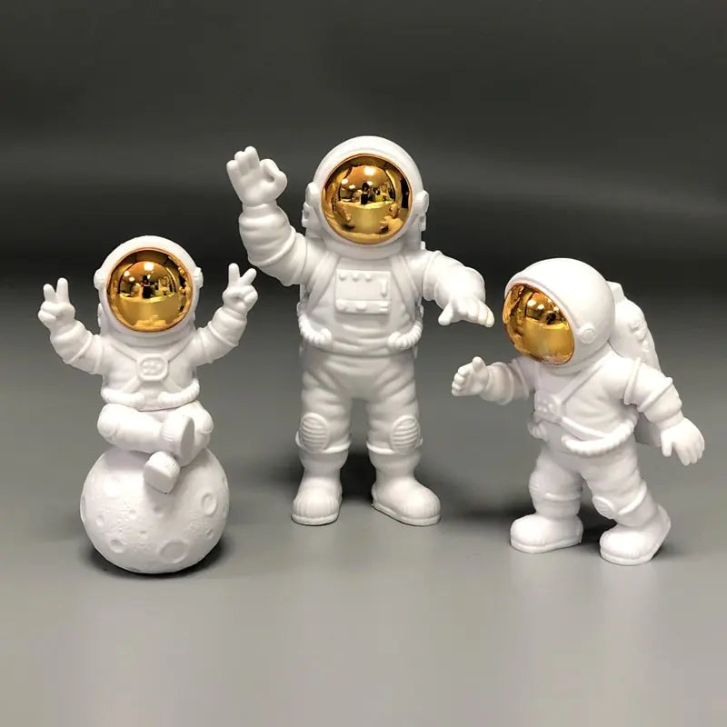 Astronaut Yellow Moon Ambient Light Ornament - ShopandTop