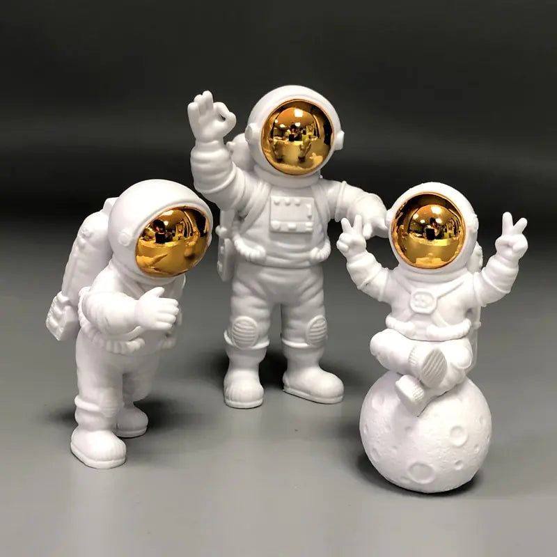 Astronaut Yellow Moon Ambient Light Ornament - ShopandTop